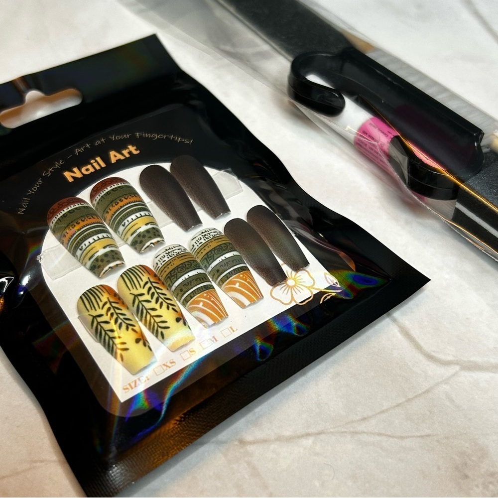 30 Piece Nail Art Set